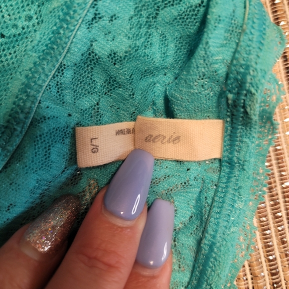 Aerie Bandeau Teal Size Medium Lace - Picture 2 of 3